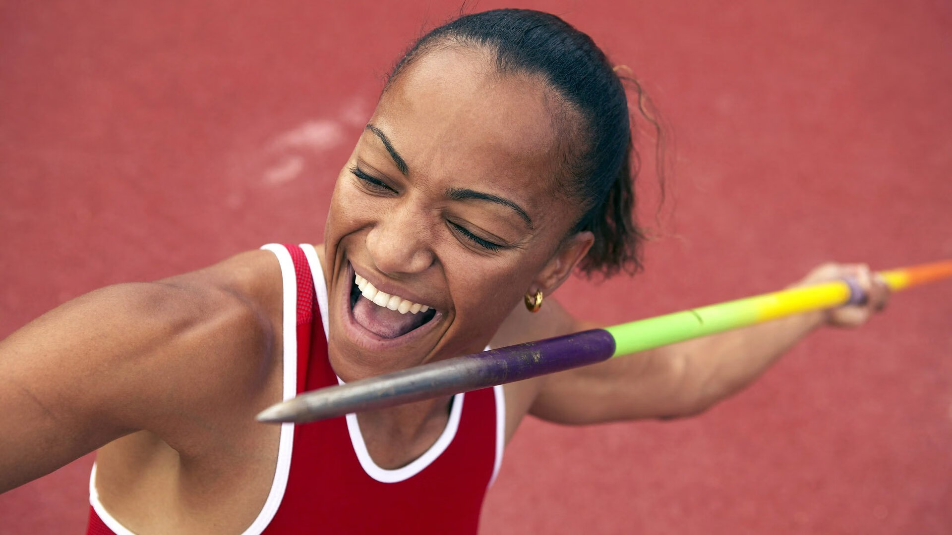 开云体育下载入口-在对阵快船的比赛中，蒂伊不但得分爆炸，还抢下13个篮板，全面表现令人震惊！