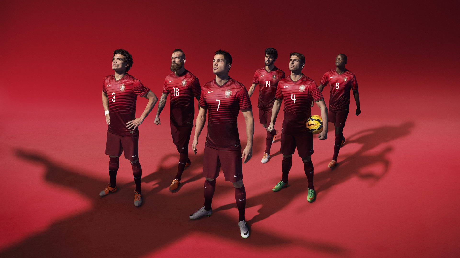 开云官网-逆境中燃起希望：那些破天荒逆转成就传奇的队伍，冲破逆境